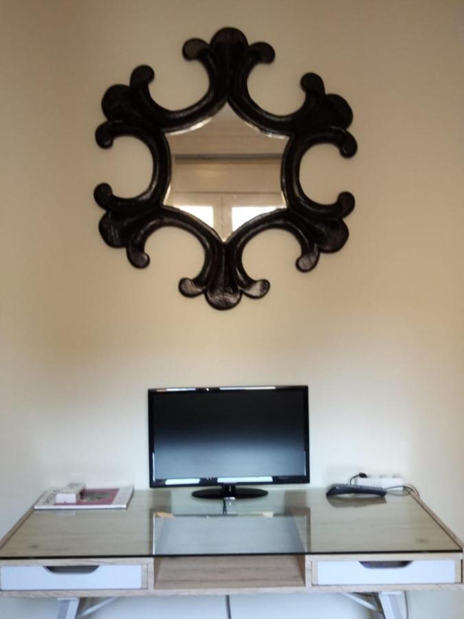 Kingsize Bed 2X2,20 Comfort Super Wifi 70 Mbps Studio! Солун Екстериор снимка